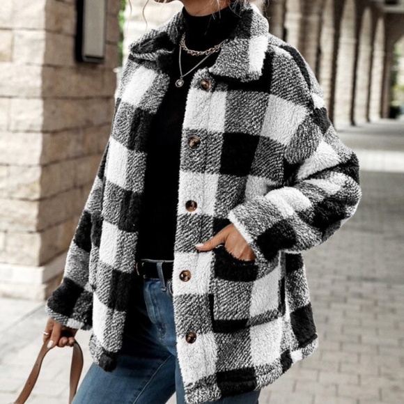 Cozy White Black Plaid Button up Teddy Oversized Jacket Shacket - Picture 3 of 9